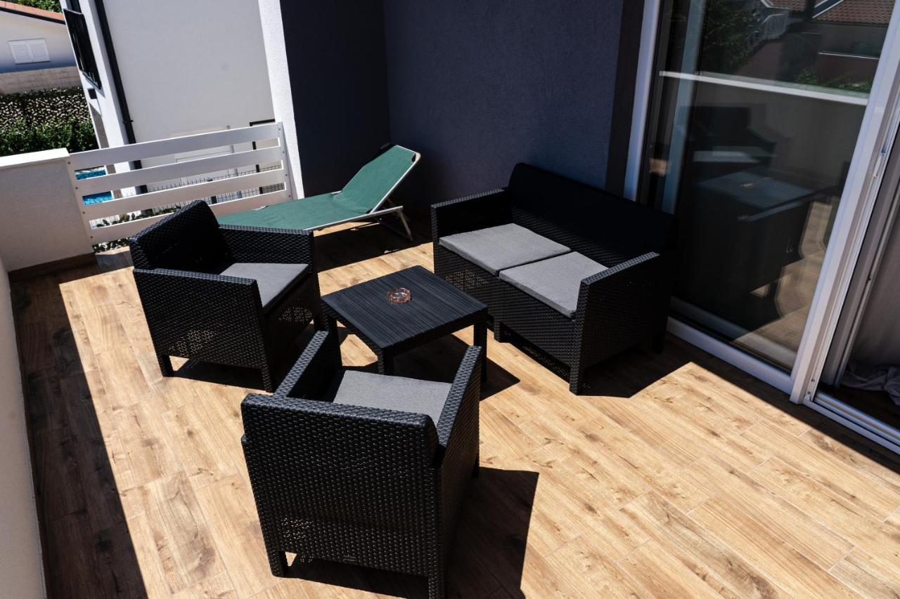 Station 22 - Brand New Apartment With A Terrace And Private Parking Vir Esterno foto