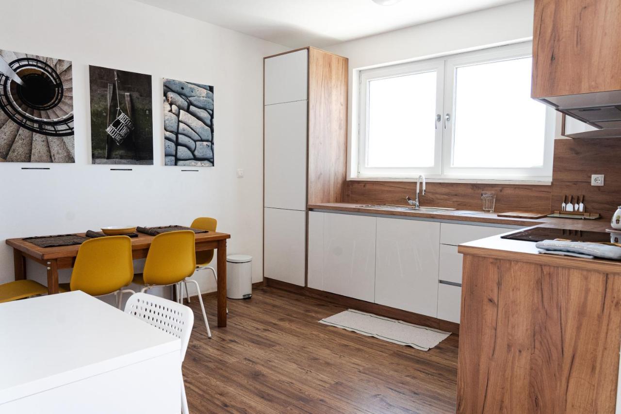 Station 22 - Brand New Apartment With A Terrace And Private Parking Vir Esterno foto