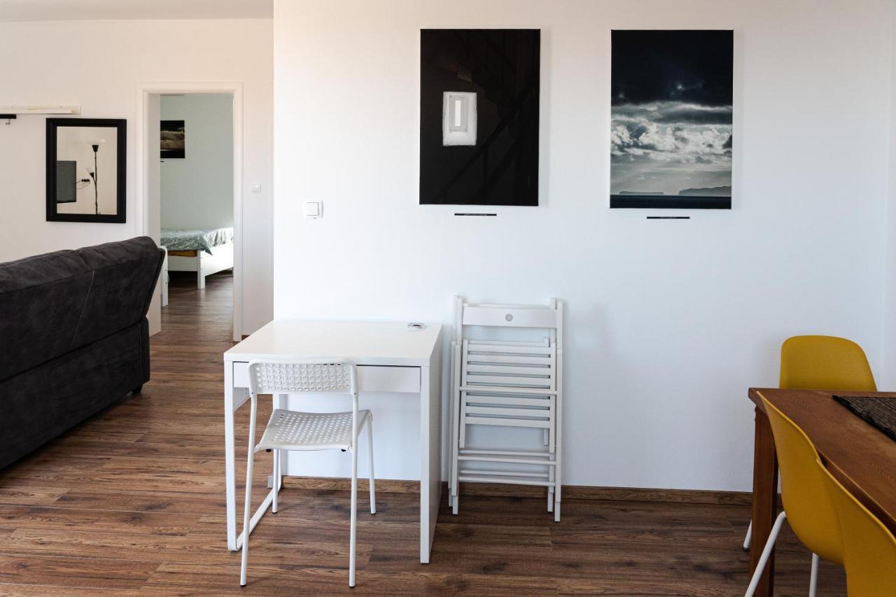 Station 22 - Brand New Apartment With A Terrace And Private Parking Vir Esterno foto